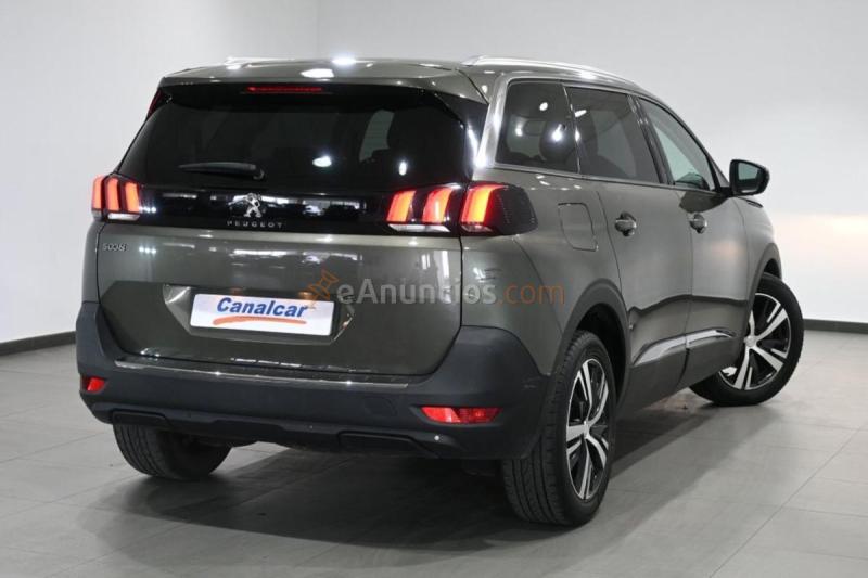 Peugeot 5008 Allure PureTech 130 S&S 