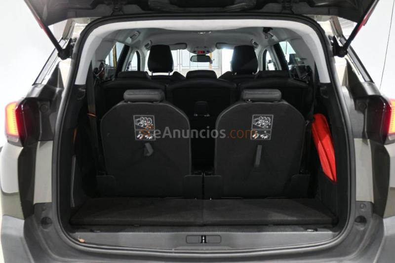 Peugeot 5008 Allure PureTech 130 S&S 
