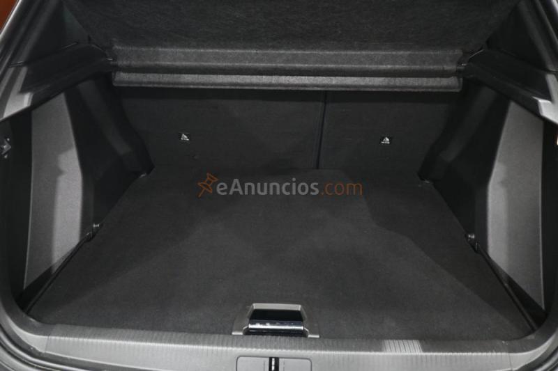 Peugeot 2008 GT BlueHDi 130 EAT8 