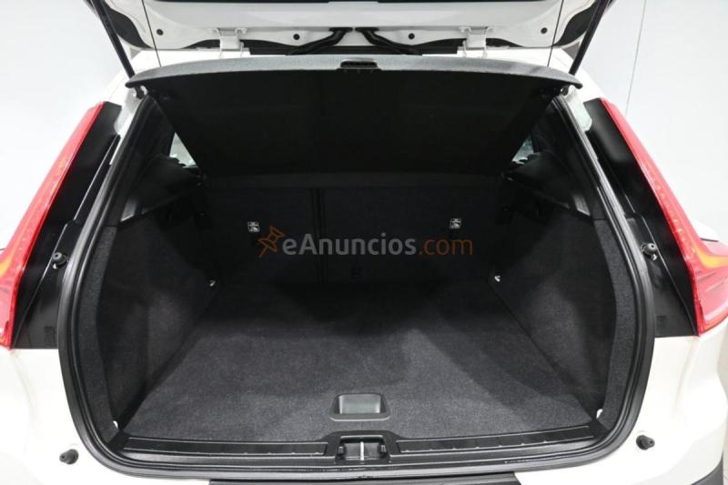 Volvo XC40 T3 