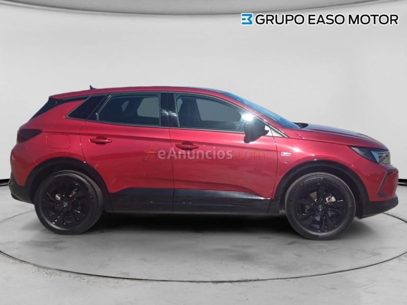 Opel Grandland 1.2 TURBO DESIGN & TECH 130 5P