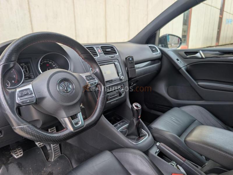 VW Golf GTI 210cv
