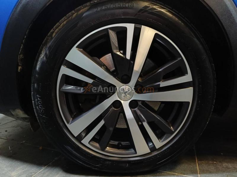 Peugeot 3008  225 e-EAT8 Allure