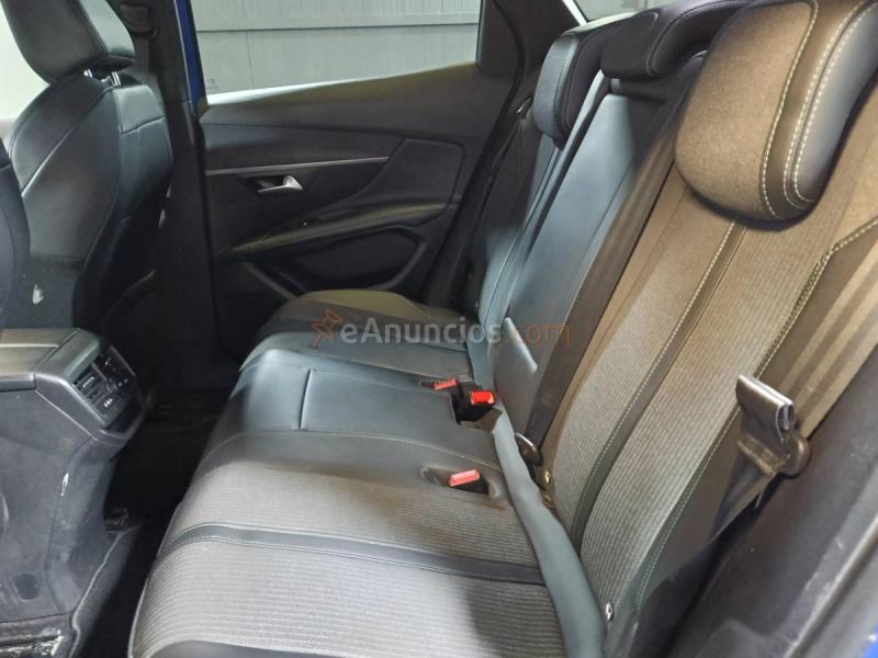 Peugeot 3008  225 e-EAT8 Allure