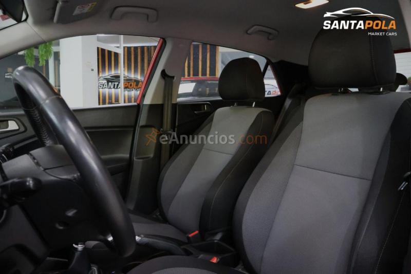 Hyundai i20 Essence MPI