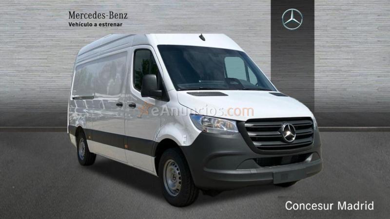 Mercedes Sprinter Nuevo Sprinter 311 CDI Furgón PRO Medio 