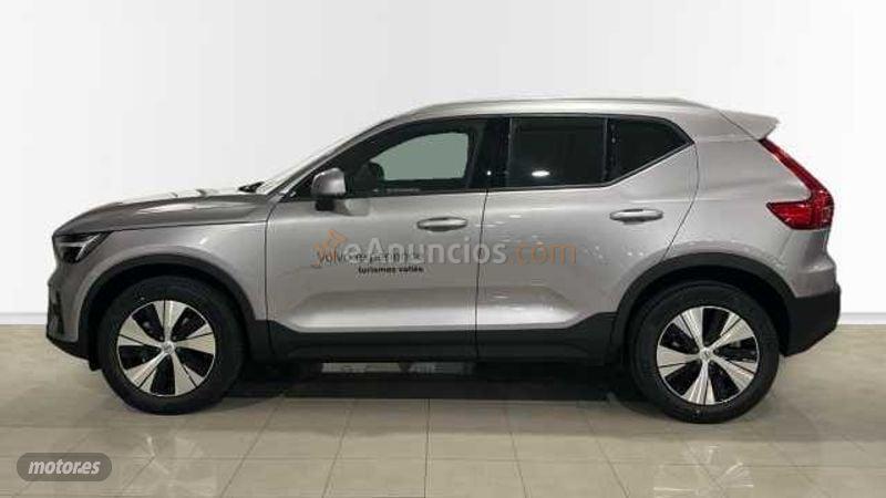 Volvo XC40 XC40 Core, B3 Mild hybrid, Gasolina de 2025 con 6.200 Km por 34.900 EUR. en Barcelona