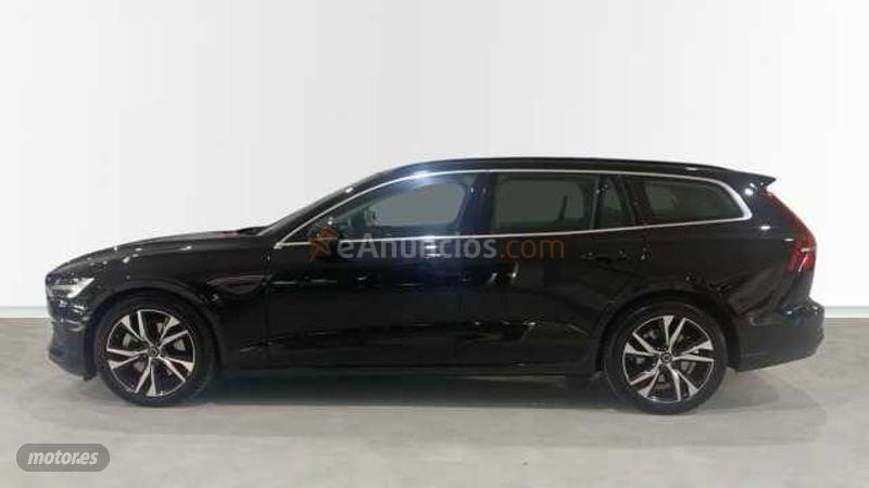 Volvo V 60 2.0 B4 D CORE AUTO 197 5P de 2025 con 19.563 Km por 35.500 EUR. en Ciudad Real
