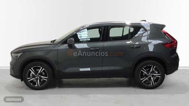 Volvo XC40 XC40 Core, B3 Mild hybrid, Gasolina de 2025 con 787 Km por 34.900 EUR. en Cantabria
