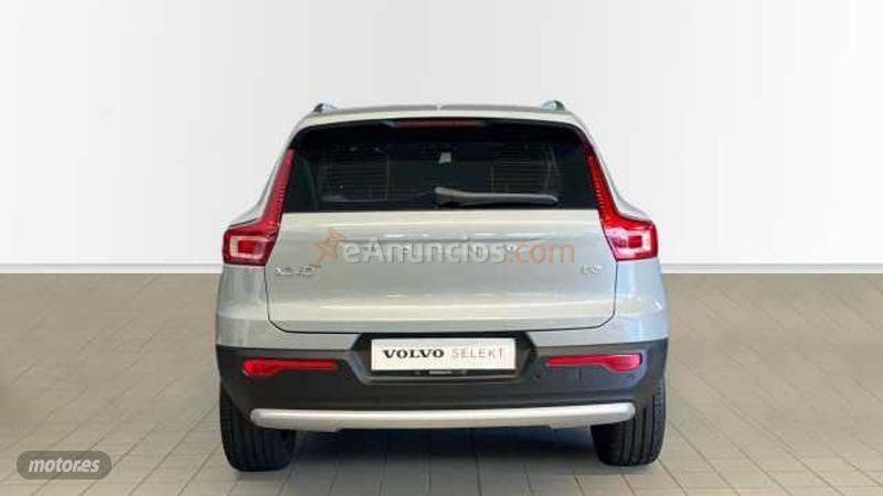Volvo XC40 2.0 B3 MHEV CORE DCT 163 CV de 2025 con 13.822 Km por 34.500 EUR. en A Coruna