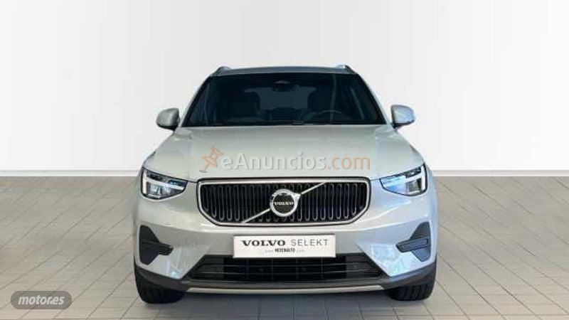 Volvo XC40 2.0 B3 MHEV CORE DCT 163 CV de 2025 con 13.822 Km por 34.500 EUR. en A Coruna