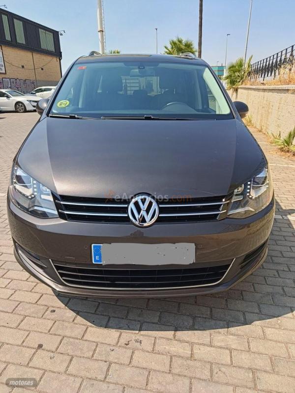 Volkswagen Sharan 2.0 TDI 140cv BMT ADVANCE 5p 7plz DSG6 de 2015 con 144.198 Km por 16.500 EUR. en Sevilla