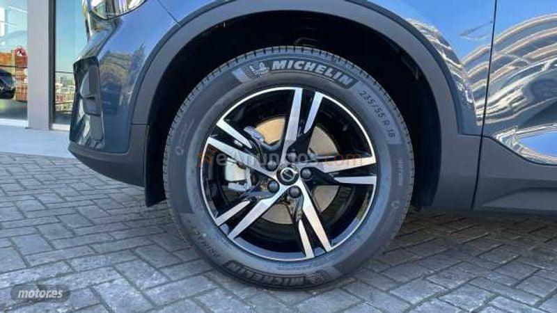 Volvo XC40 2.0 B3 MHEV CORE DCT 5P de 2026 con 1 Km por 39.645 EUR. en Vizcaya