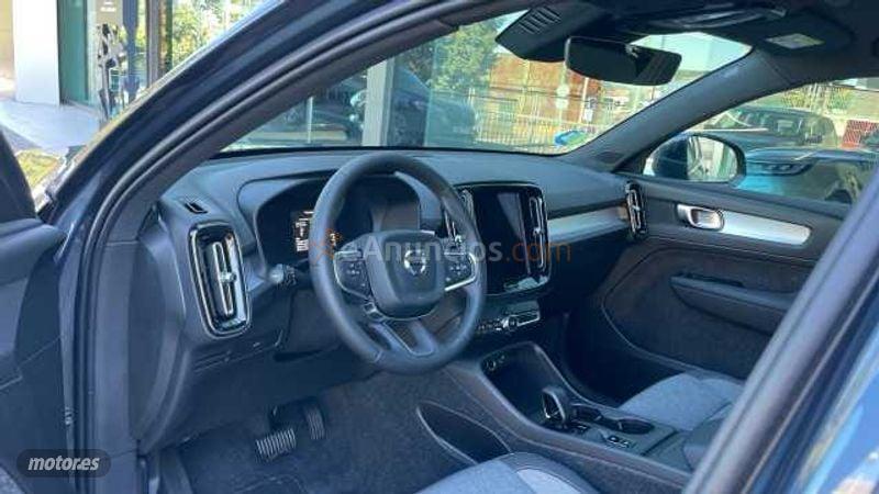 Volvo XC40 2.0 B3 MHEV CORE DCT 5P de 2026 con 1 Km por 39.645 EUR. en Vizcaya