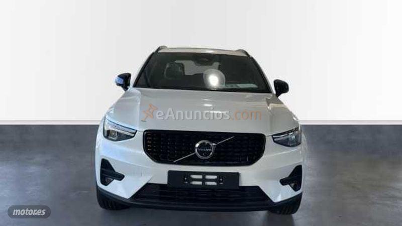 Volvo XC40 2.0 B3 MHEV ULTRA DARK DCT 5P de 2026 con 1 Km por 42.600 EUR. en Vizcaya