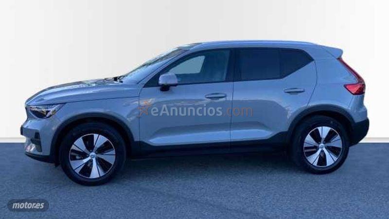 Volvo XC40 XC40 CORE B3 (G) MILD HYBRID de 2026 con 14.726 Km por 33.450 EUR. en Navarra