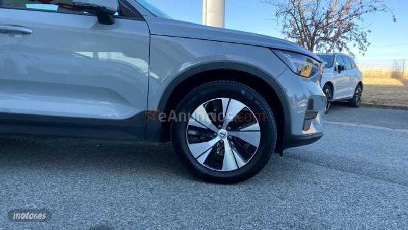 Volvo XC40 XC40 CORE B3 (G) MILD HYBRID de 2026 con 14.726 Km por 33.450 EUR. en Navarra
