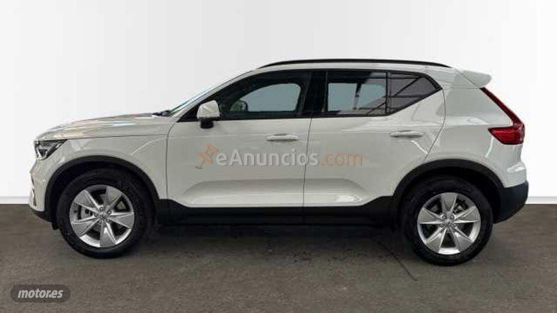 Volvo XC40 todoterreno 2.0 B3 MHEV CORE DCT 5P con 1 Km por 38.500 EUR. en Guipuzcoa