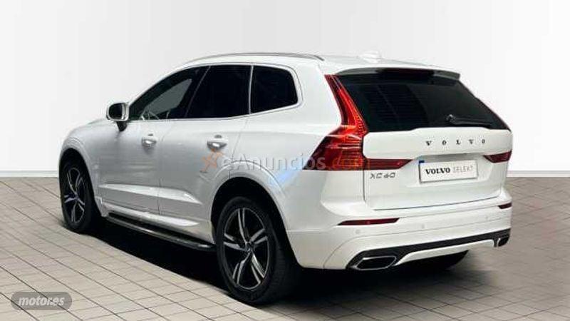Volvo XC 60 VOLVO XC60 D4 AWD R-DESIGN 190 CV de 2017 con 127.035 Km por 29.800 EUR. en A Coruna