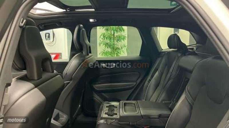 Volvo XC 60 VOLVO XC60 D4 AWD R-DESIGN 190 CV de 2017 con 127.035 Km por 29.800 EUR. en A Coruna