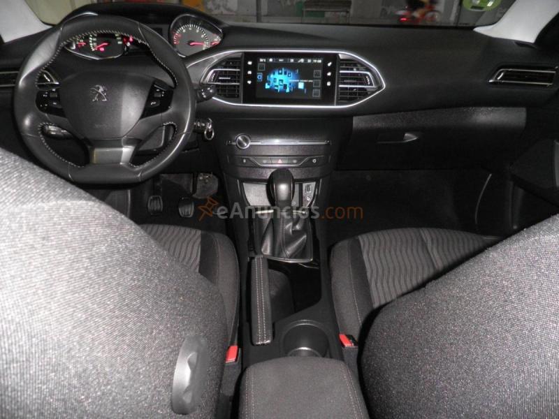 Peugeot 308 5p Allure 1.2 PureTech 110 S&S