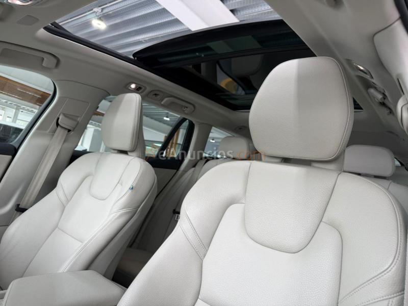 Volvo V60 2.0D 150 CV Automático