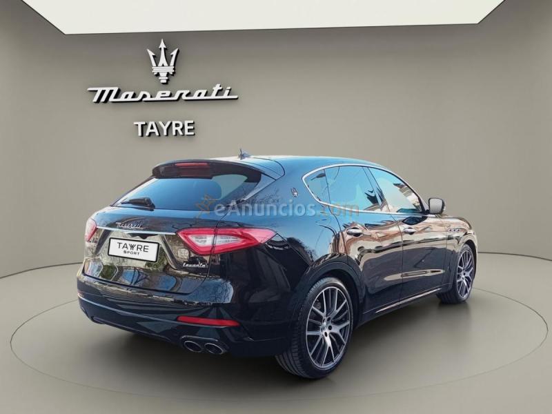 Maserati Levante V6 275 HP D AWD 