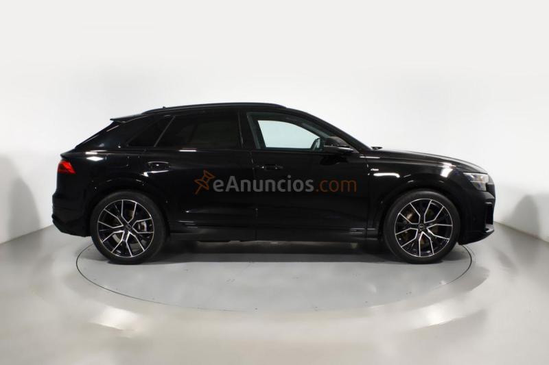 Audi Q8 3.0 55 TFSI E BLACK LINE QUATTRO TIPTR 5P