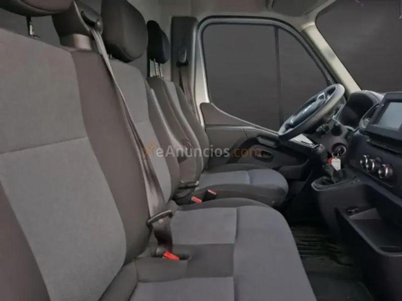 Renault Master Carrozado L4H3 Trampilla Dhollandia (2024)  Reestreno  Desde 611€mes 