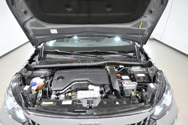 Peugeot 2008 Allure Hybrid 136 e-DCS6 