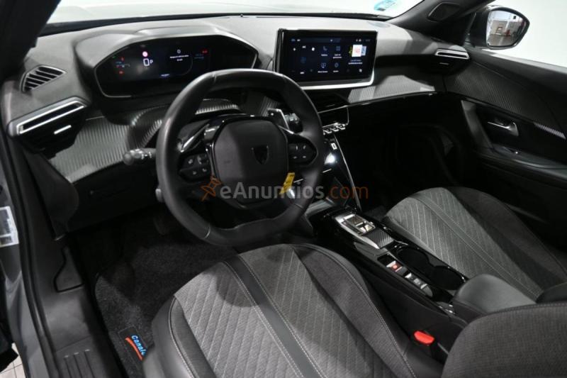 Peugeot 2008 Allure Hybrid 136 e-DCS6 