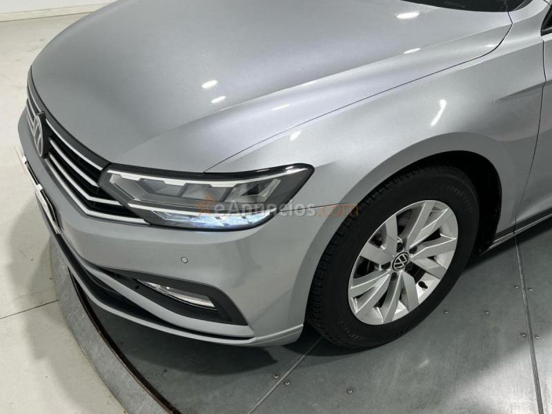 Volkswagen Passat 2.0 TDI 90KW DSG VARIANT 122 5P