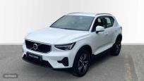 Volvo XC40 XC40 CORE B3 (G) MILD HYBRID de 2026 con 25.729 Km por 33.900 EUR. en Navarra