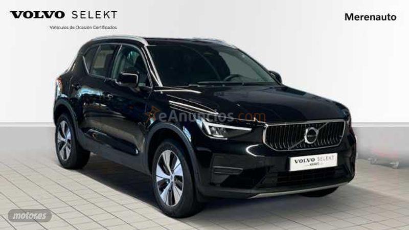 Volvo XC40 2.0 B3 MHEV CORE DCT 163 CV de 2026 con 17.302 Km por 33.900 EUR. en A Coruna