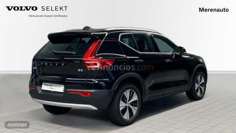 Volvo XC40 2.0 B3 MHEV CORE DCT 163 CV de 2026 con 17.302 Km por 33.900 EUR. en A Coruna
