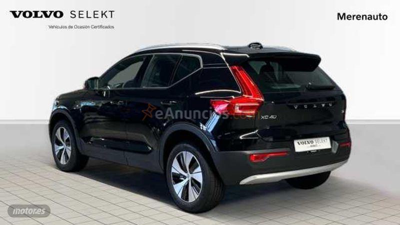 Volvo XC40 2.0 B3 MHEV CORE DCT 163 CV de 2026 con 17.302 Km por 33.900 EUR. en A Coruna