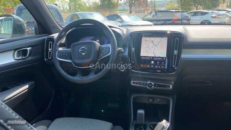 Volvo XC40 XC40 CORE B3 (G) MILD HYBRID de 2026 con 10 Km por 38.500 EUR. en Navarra