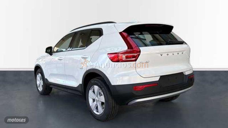 Volvo XC40 2.0 B3 MHEV CORE DCT 5P de 2026 con 1 Km por 35.900 EUR. en Barcelona