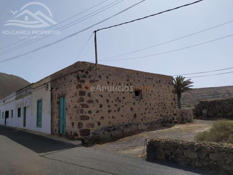 (Ref.640218) Casa adosada tradicional para reformar en Yé con unas vistas preciosas