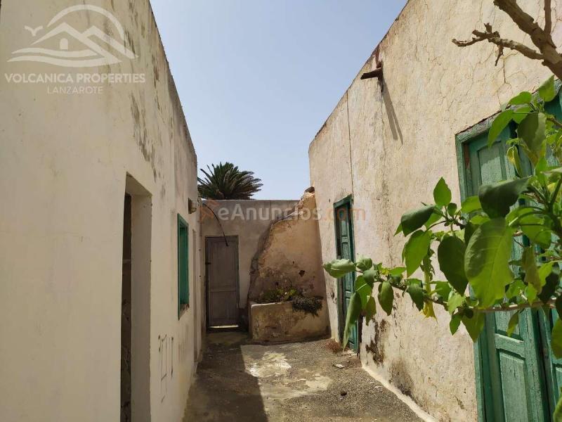 (Ref.640218) Casa adosada tradicional para reformar en Yé con unas vistas preciosas