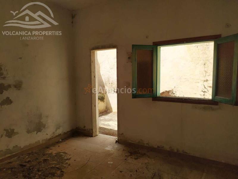 (Ref.640218) Casa adosada tradicional para reformar en Yé con unas vistas preciosas