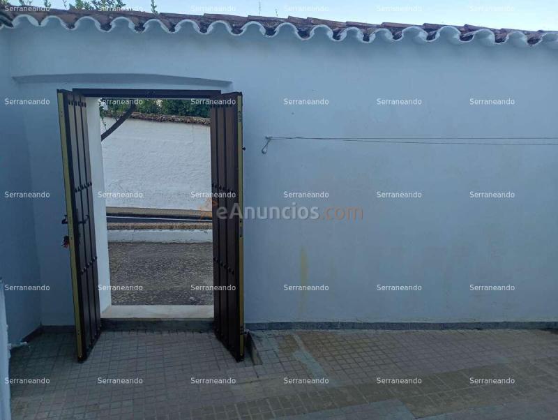Casa de pueblo en higuera de la sierra ( huelva )