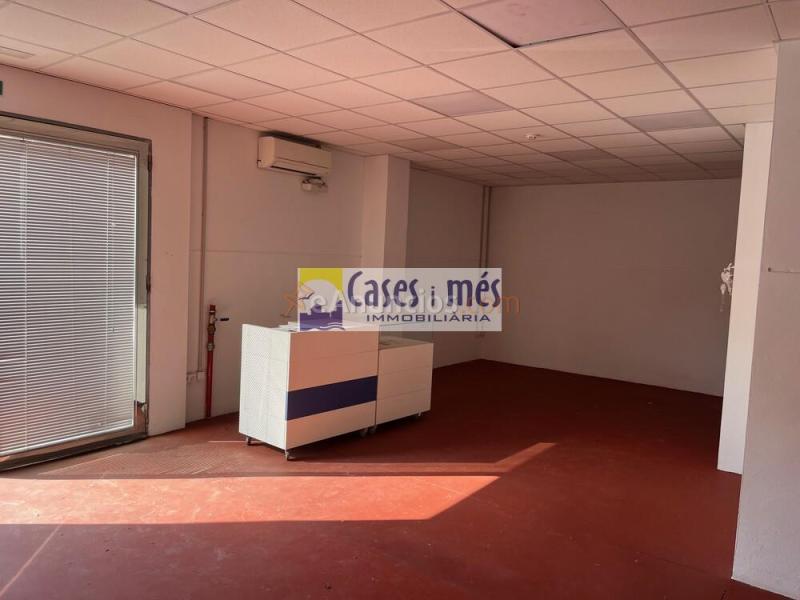 LOCAL COMERCIAL DE 321 M2