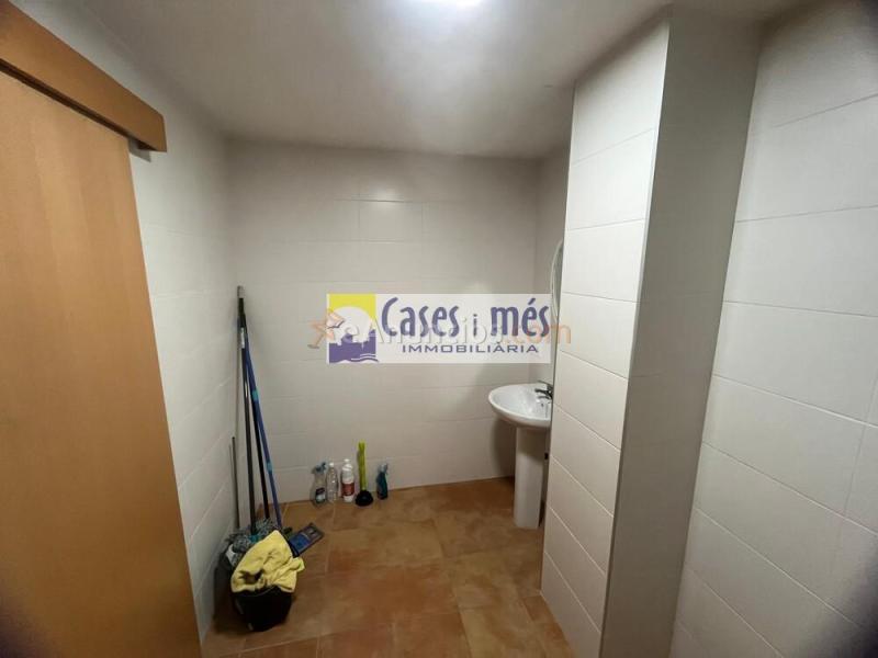 LOCAL COMERCIAL DE 321 M2