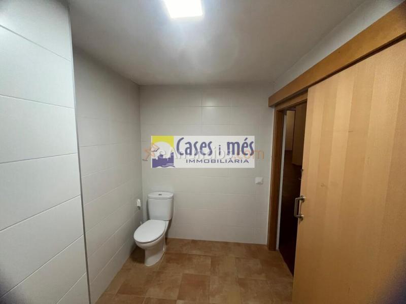 LOCAL COMERCIAL DE 321 M2