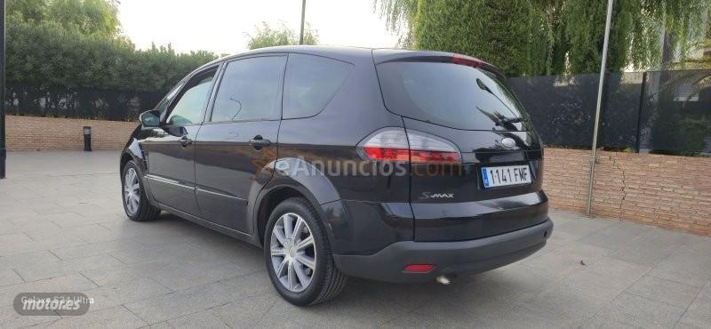 Ford S-Max 2.0 TDI TITANIUM de 2007 con 397.000 Km por 3.850 EUR. en Ciudad Real
