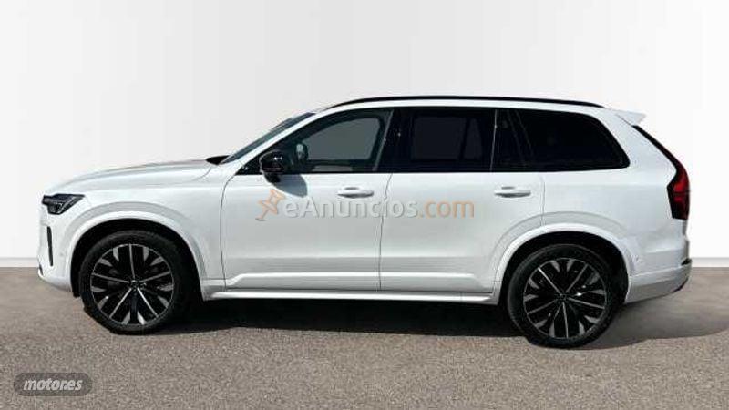 Volvo XC 90 2.0 B5 P MHEV PLUS DARK AWD AUTO 250 5P 7 Plazas de 2025 con 11.030 Km por 64.500 EUR. en Cordoba