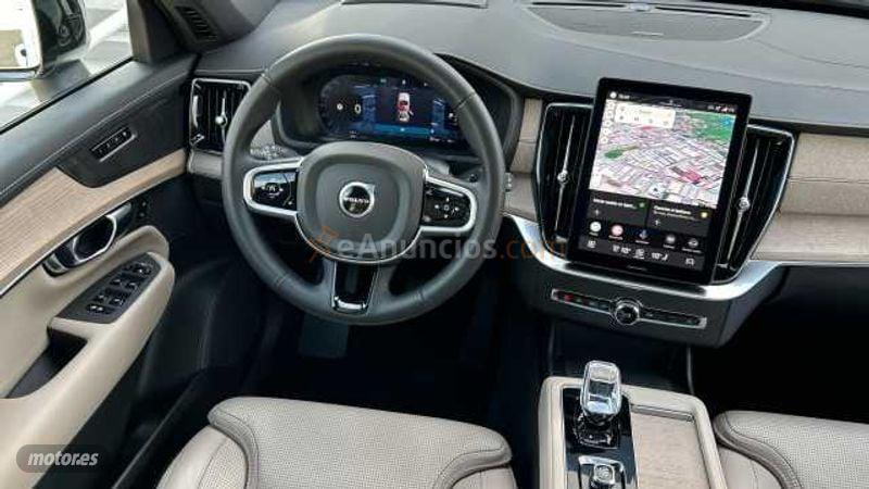 Volvo XC 90 2.0 B5 P MHEV PLUS DARK AWD AUTO 250 5P 7 Plazas de 2025 con 11.030 Km por 64.500 EUR. en Cordoba