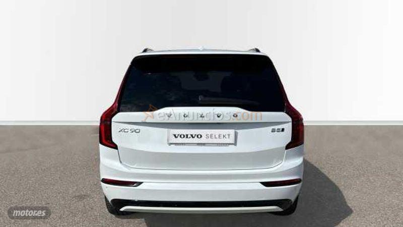 Volvo XC 90 2.0 B5 P MHEV PLUS DARK AWD AUTO 250 5P 7 Plazas de 2025 con 11.030 Km por 64.500 EUR. en Cordoba
