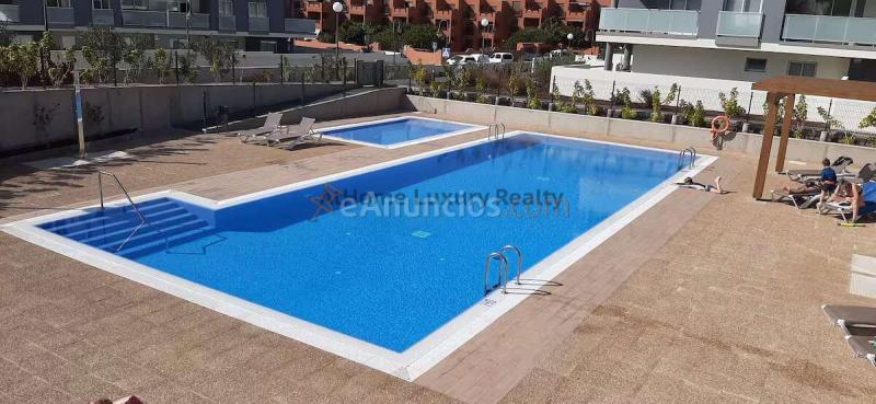 Exclusiva oportunidad en la tejita – 295.000 €  1 dormitorio  terraza + solárium privado  garaje y trastero